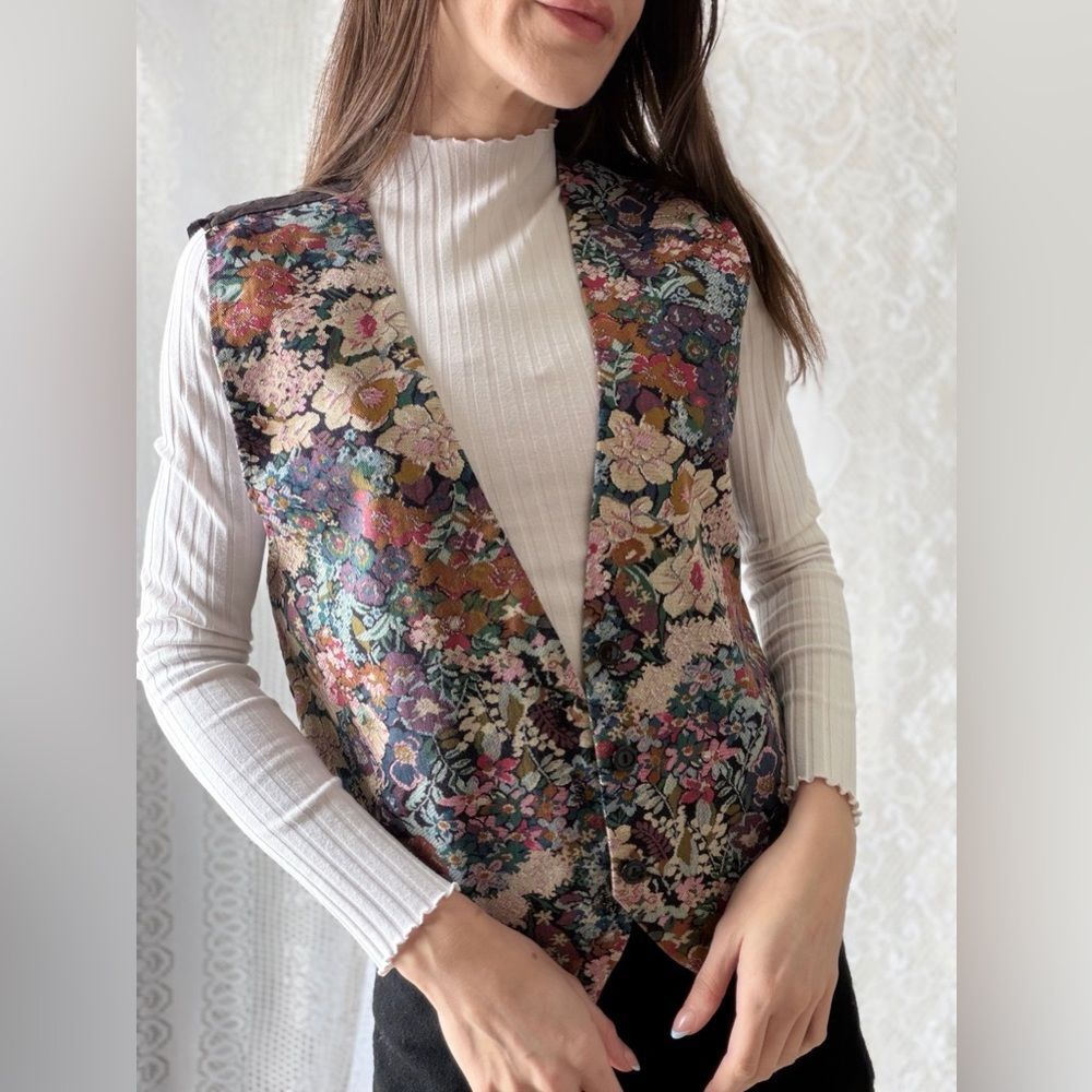 Vintage 90s Floral Tapestry Vest Nicholas Jason NYC